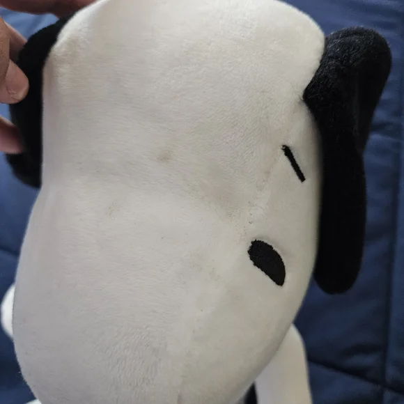Peanuts Snoopy Plush Toy - White and Black - Picture 4 of 6